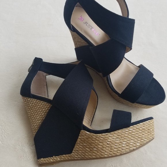 Just Fab Wedge Heels - Picture 4 of 12